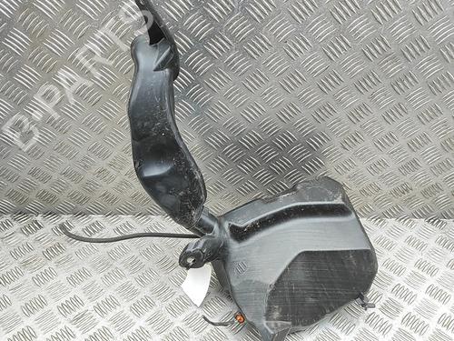 Used Windscreen washer tank Windscreen washer tank TESLA MODEL Y (5YJY) EV Performance All-wheel Drive (462 hp) 34701520 34701520