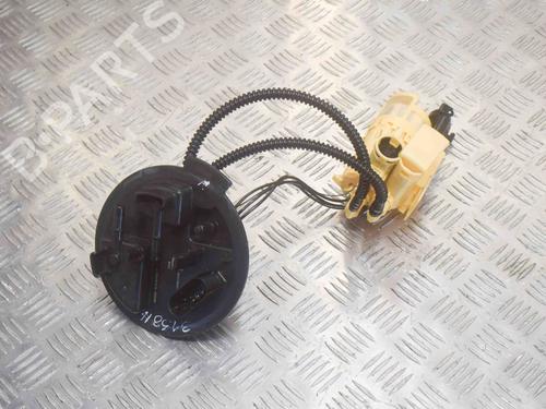 Bränslepump MERCEDES-BENZ C-CLASS (W205) C 220 BlueTEC / d (205.003) (163 hp) 8839841