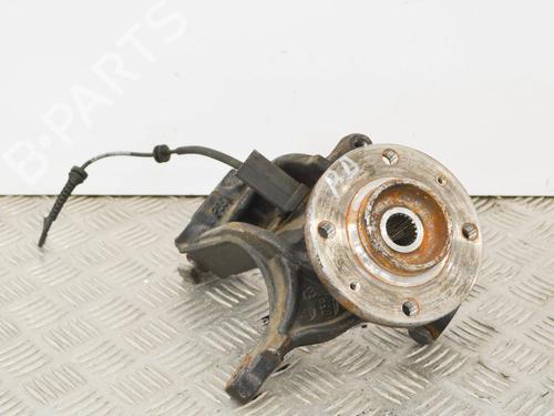 Used Right front steering knuckle Right front steering knuckle CITROËN C3 III (SX) 1.2 VTi 82 (82 hp) 14665689 14665689