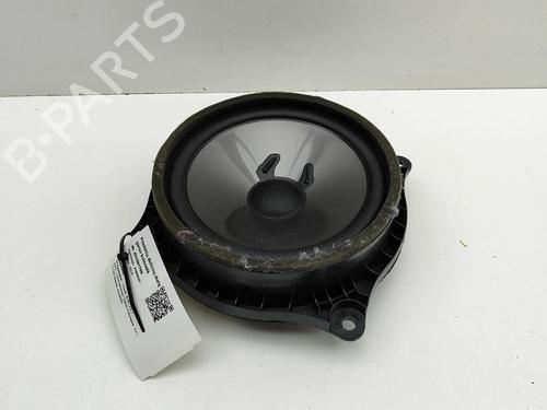 speaker-lexus-is-iii-_e3_-2013-27797187 main image