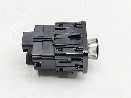 Switch AUDI Q5 (GUB) 2.0 TDI quattro | BP33732168I30 - Image 4