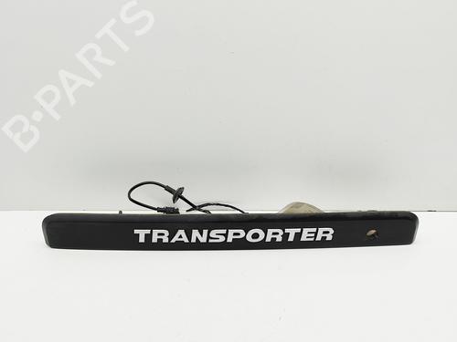 Używane Listwa klapy tylnej / bagażnika VW TRANSPORTER T6 Van (SGA, SGH, SHA, SHH) 2.0 TDI (90 hp) 29945328