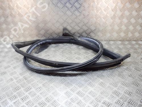 Gummiliste TESLA MODEL 3 (5YJ3) EV (261 hp) 27756141