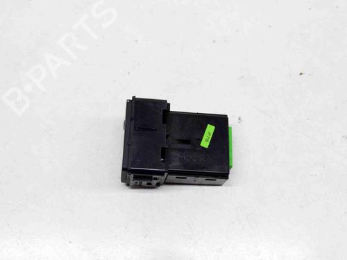 Switch LAND ROVER RANGE ROVER VELAR (L560) 2.0 D180 TD4 4x4 | BP10401059I30