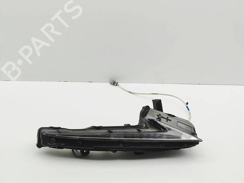 Used Right daytime light Right daytime light LEXUS IS III (_E3_) 300h (AVE30_, AVE30R) (223 hp) 36275296 36275296