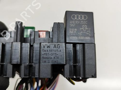 Fuse box VW CADDY V MPV (SBB, SBJ) 2.0 TDI 4motion | BP27789043E1
