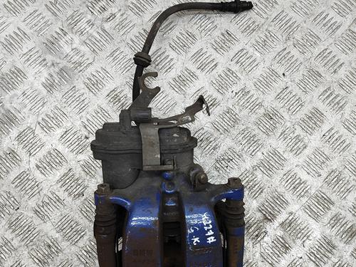 Venstre bremsekaliber bag BMW 5 (G30, F90) 530 e Plug-in-Hybrid xDrive (252 hp) 16536385