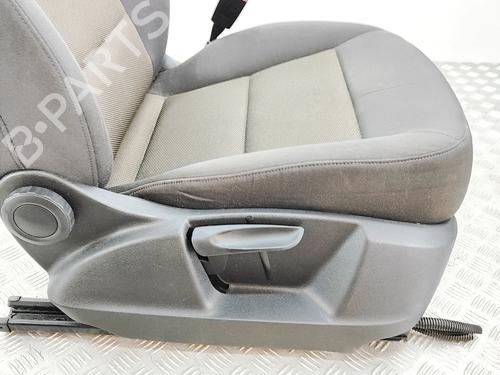 Right front seat AUDI Q3 (8UB, 8UG) 2.0 TDI quattro | BP38184490C16 - Image 6