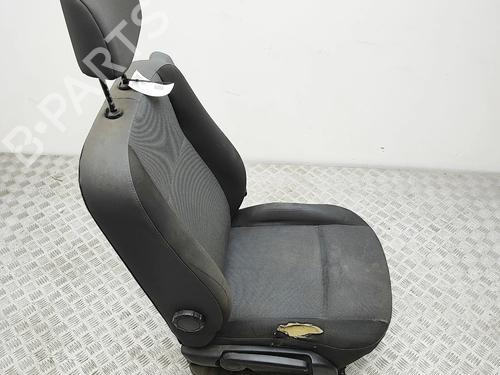 Right front seat RENAULT MASTER III Van (FV) 2.3 dCi 180 FWD (FV04, FV07) | BP38191765C16 - Image 4