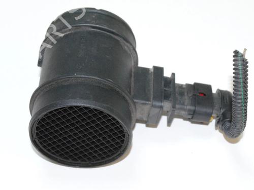 Used Mass air flow sensor OPEL VECTRA C (Z02) 1.9 CDTI (F69) (120 hp) 9865407
