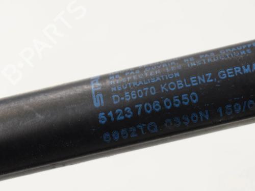 Hood lift support BMW 3 (E90) 320 i | BP30207871C139