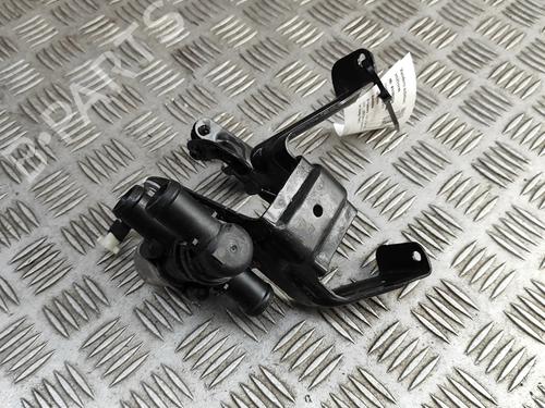 electronic-sensor-audi-q4-e-tron-suv-f4b-2020-33371670 main image