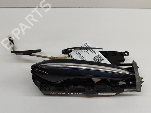 Used Front left exterior door handle BMW 7 (F01, F02, F03, F04) 740 d (306 hp) 23415805