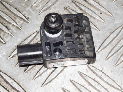 Elektronisk sensor TESLA MODEL S (5YJS) P85 | BP6773787M84 