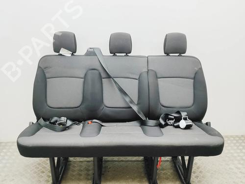 Sæde Bagtil RENAULT TRAFIC III Bus (JG_) 2.0 dCi 150 (JGMU) (150 hp) 33223716