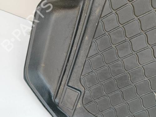  - Image 7