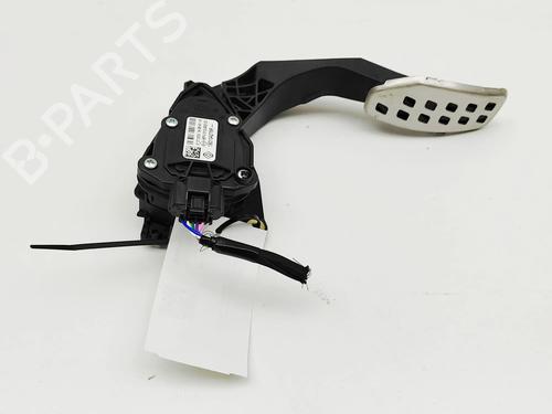 Pedal Pedal RENAULT ARKANA I (LCM_, LDN_) 1.6 E-TECH 145 (LDMU) (143 hp) 37238462 37238462