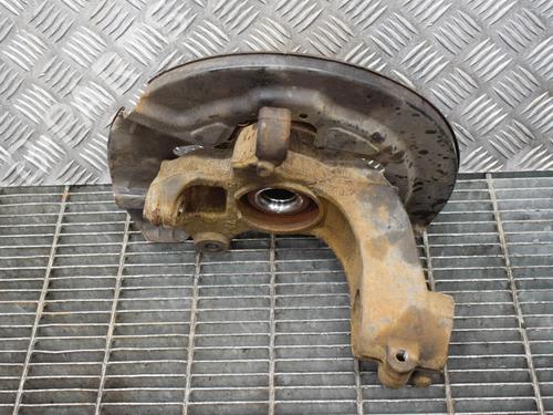 Used Left front steering knuckle VOLVO V70 III (135) D4 (181 hp) 20337901