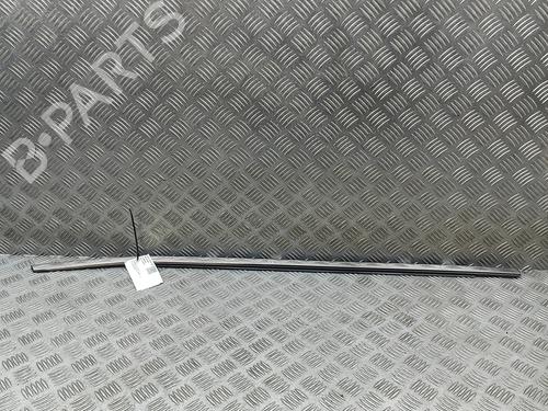 Friso da porta Friso da porta LEXUS NX II (_A2_, _H2_) 350h E-Four (AAZH25) (243 hp) 33625017 33625017