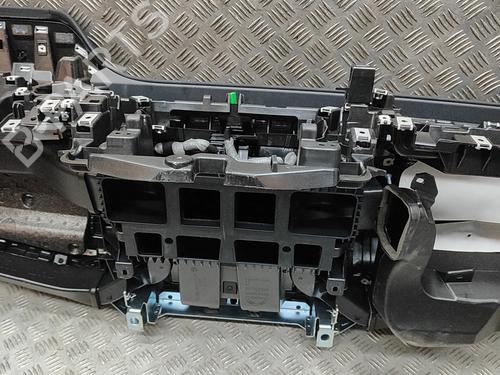 Dashboard LAND ROVER RANGE ROVER SPORT III (L461) P440e PHEV AWD | BP33112599C46  - Image 9