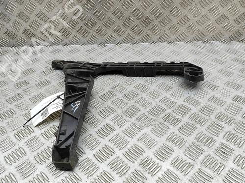 rear-bumper-bracket-audi-a4-b9-8w2-8wc-2015-32974036 main image