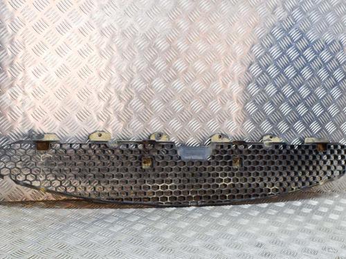 Used Grille KIA CARENS III MPV (UN) 2.0 CVVT (144 hp) 14630064