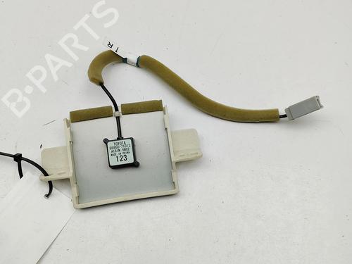 Module électronique TOYOTA HILUX VII Pickup (_N1_, _N2_, _N3_) 3.0 D-4D 4WD (KUN26) (171 hp) 32213525