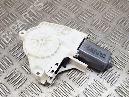 Vindusheismotor høyre foran VW TOUAREG (7P5, 7P6) 3.0 V6 TDI (245 hp) 10369766