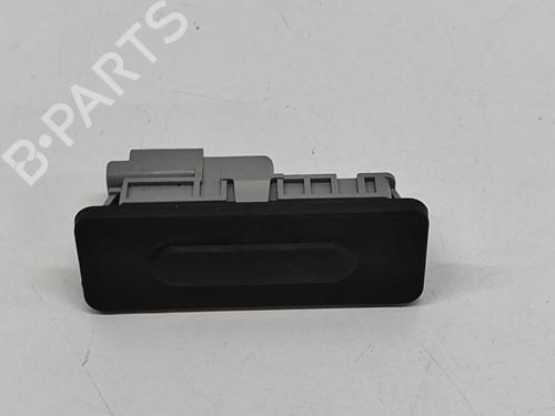Used Tailgate handle RENAULT AUSTRAL E-TECH 200 Hybrid (HGM2) (199 hp) 29007778