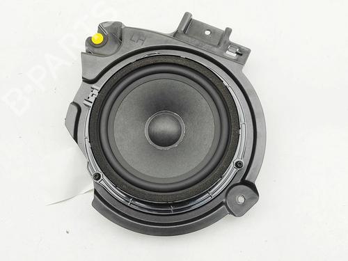 speaker-land-rover-defender-station-wagon-l663-2019-32525587 main image