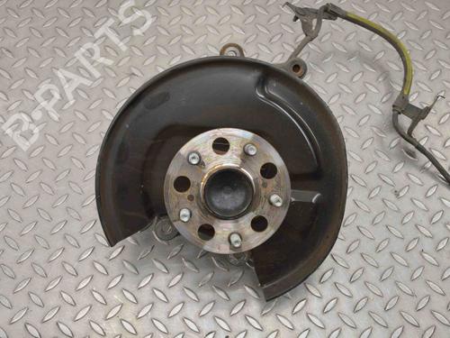 Used Right rear steering knuckle TOYOTA C-HR (_X1_) 1.8 Hybrid (ZYX10_, ZYX11_) (98 hp) 30234631