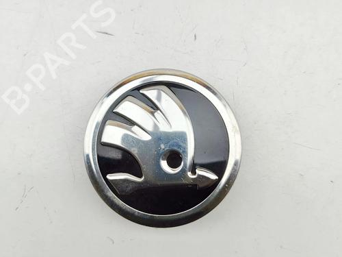 Used Hub cap SKODA ENYAQ iV SUV (5AZ) 80 (204 hp) 31810326