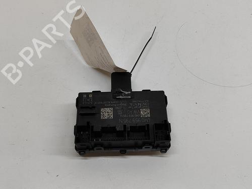 Used Electronic module PORSCHE TAYCAN Cross Turismo (Y1B) 4 (Y1BBD1) (476 hp) 28497617