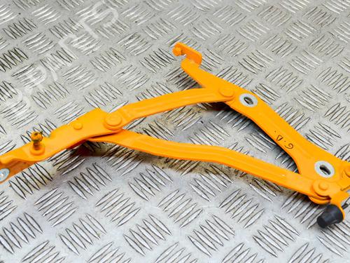 Used Hinge/Door check strap FORD USA MUSTANG Coupe 5.0 V8 (418 hp) 27753473
