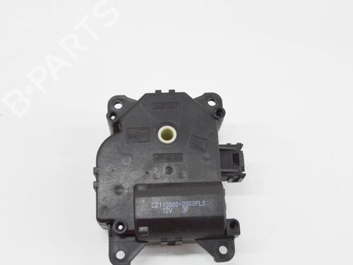 Used Electronic module TOYOTA YARIS (_P13_) 1.5 Hybrid (NHP130_, NHP130) (101 hp) 14652392