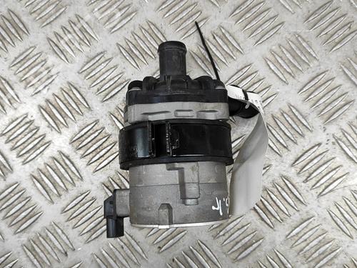 Used Auxiliary water pump Auxiliary water pump PORSCHE PANAMERA (971) 2.9 4 E-Hybrid (97ABE1, 97BBE1, 97ABX1) (462 hp) 17646146 17646146