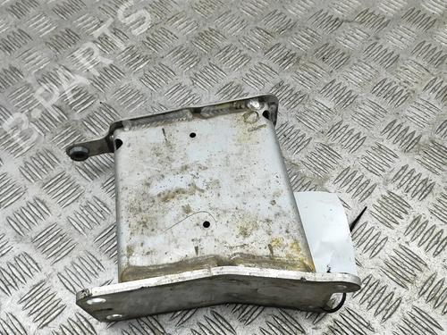Støtfangerbærejern Støtfangerbærejern TOYOTA bZ4X (_EAM1_) EV (XEAM10) (204 hp) 36782735 36782735