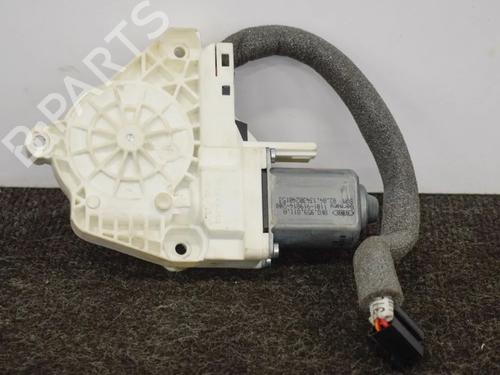 Used Left rear window motor Left rear window motor SKODA SUPERB II (3T4) 2.0 TDI 16V (140 hp) 6737831 6737831