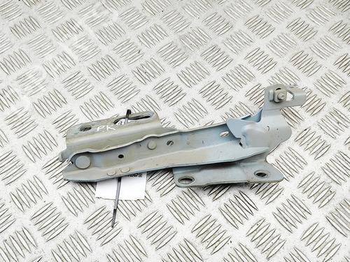 Dørhængsel/Dørbegrænser Dørhængsel/Dørbegrænser VOLVO V40 Hatchback (525) D3 (150 hp) 34136567 34136567