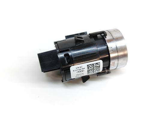 Switch AUDI E-TRON (GEN) 55 quattro | BP27781469I30 