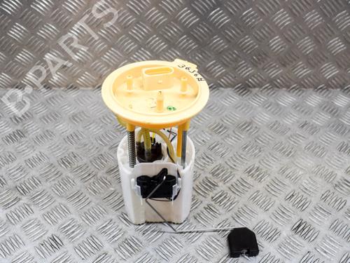 Używane Pompa paliwa VW PASSAT B7 Variant (365) 2.0 TDI (177 hp) 10187278