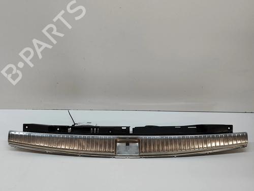 Pynteliste til bagklap Pynteliste til bagklap MERCEDES-BENZ E-CLASS T-Model (S213) E 220 d 4-matic (213.205) (194 hp) 25615810 25615810
