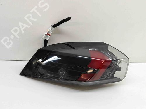 Used Left taillight PEUGEOT 2008 II (UD_, US_, UY_, UJ_, UR_, UC_) e-2008 (UKZKXZ) (136 hp) 27780432