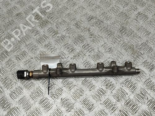 Used Injection rail SKODA KAROQ (NU7, ND7) 1.5 TSI (150 hp) 27508891