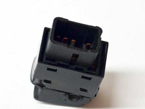 Left rear window switch KIA CARENS II MPV (FJ) 2.0 CRDi | BP8412561I29 