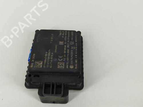 Elektronisk modul TESLA MODEL 3 (5YJ3) EV AWD | BP28615831M83