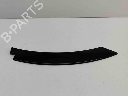 Used Rear right wheel arch trim LAND ROVER RANGE ROVER SPORT II (L494) 5.0 SCV8 4x4 (550 hp) 27775708