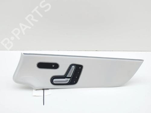 Schalter für Schalter MERCEDES-BENZ CLA (C118) CLA 250 e (118.386) (218 hp) 39656410 39656410