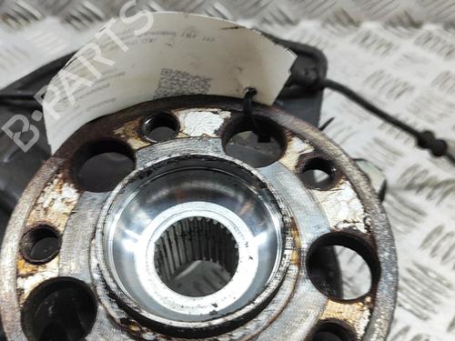 Right front steering knuckle INFINITI Q30 1.6 | BP28563276M26
