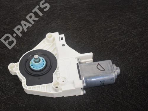 Right front window motor AUDI Q5 (8RB) 2.0 TFSI quattro | BP8827613E20 
